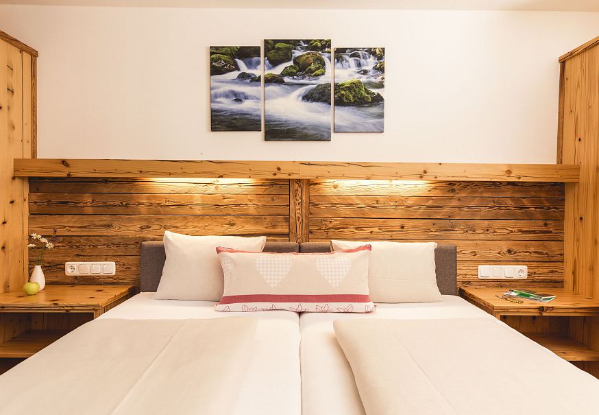 Säumerzimmer-Matreier-Tauernhaus-bei-Matrei-Osttirol