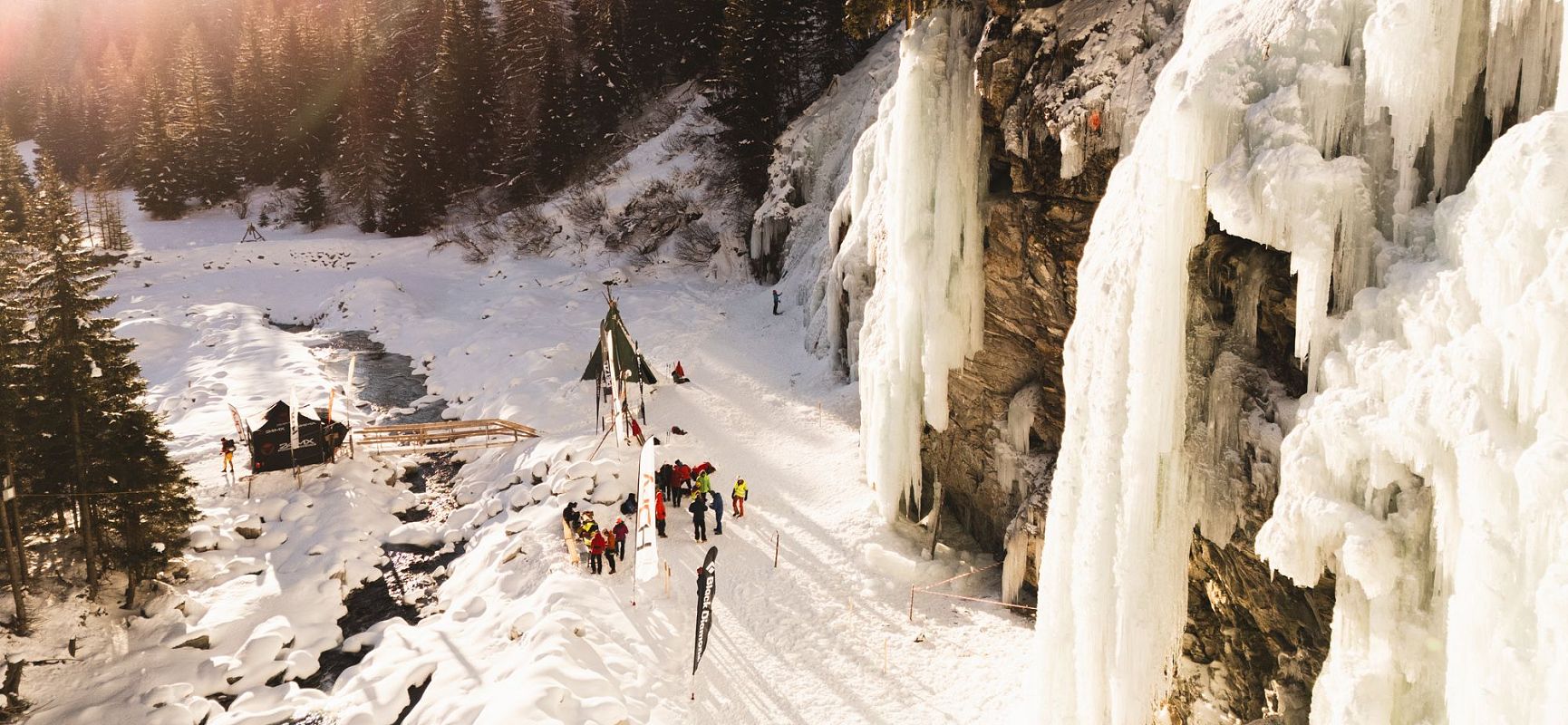 Tauernhaus Winter von oben